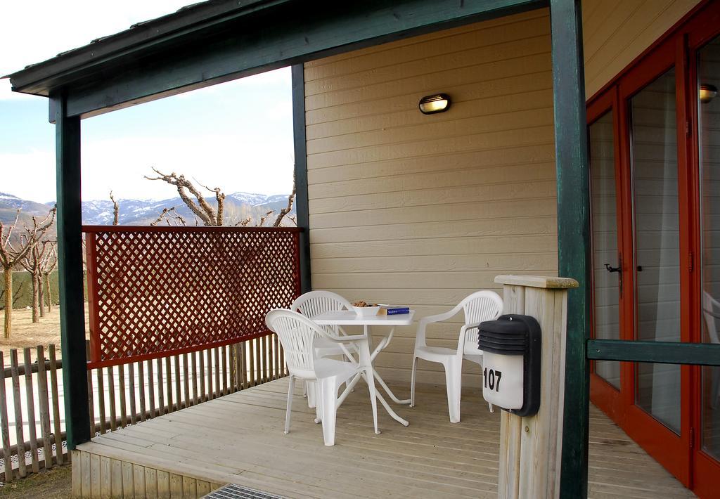 Bungalows Stel-Puigcerdà Zewnętrze zdjęcie